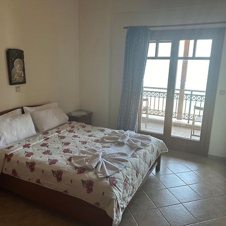 Mpalmpanas Villas Ierissós Esterno foto