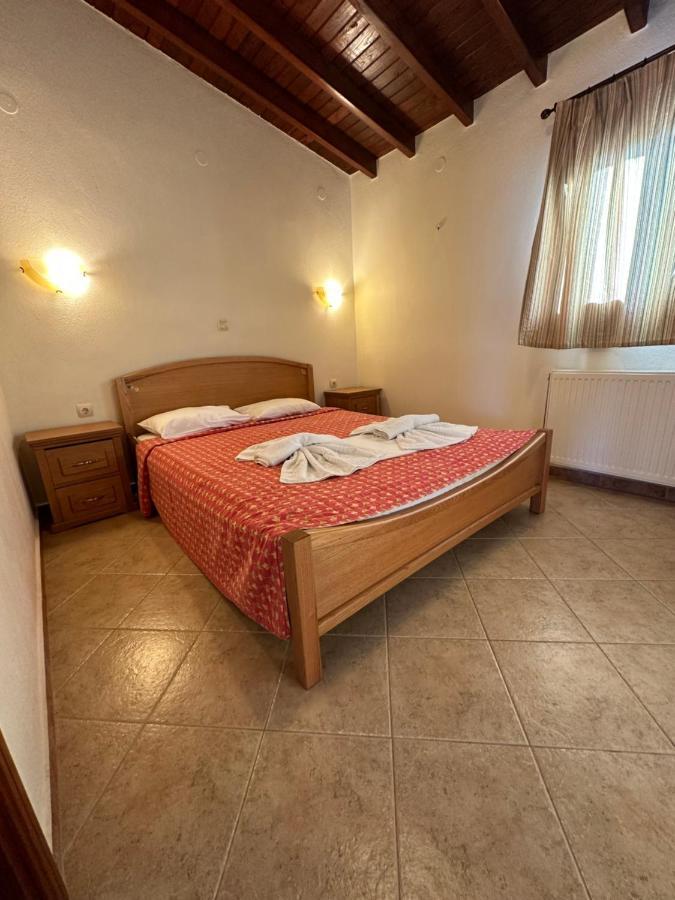 Mpalmpanas Villas Ierissós Esterno foto