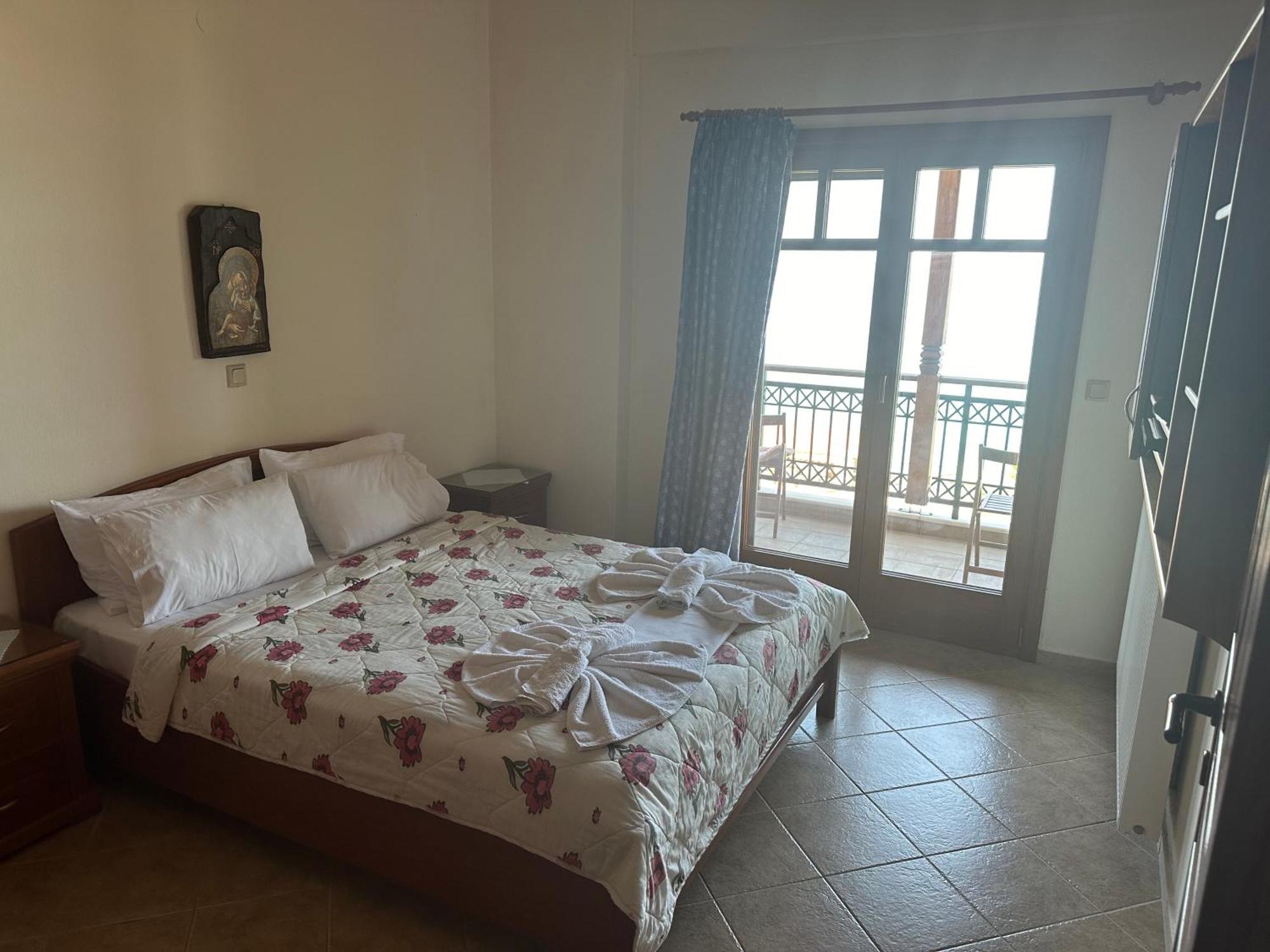 Mpalmpanas Villas Ierissós Esterno foto
